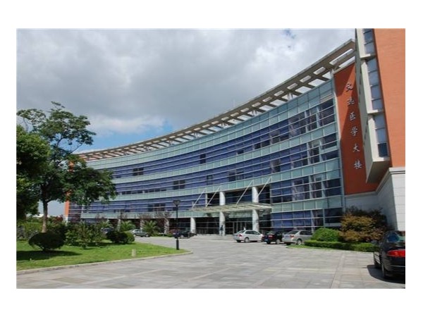 交通大學(xué)無油水潤滑空壓機(jī)案例！