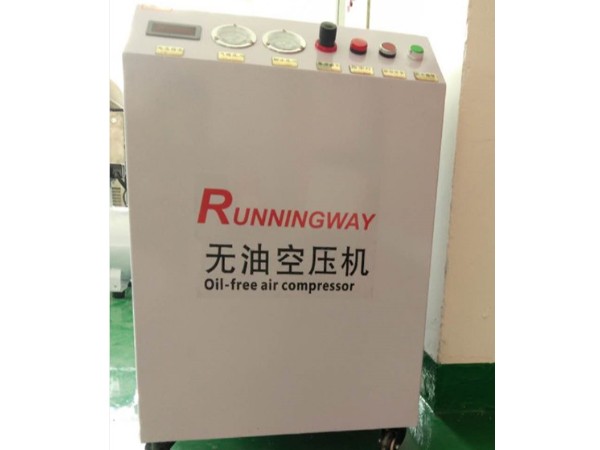 箱式超靜音無油活塞式空壓機測試完成